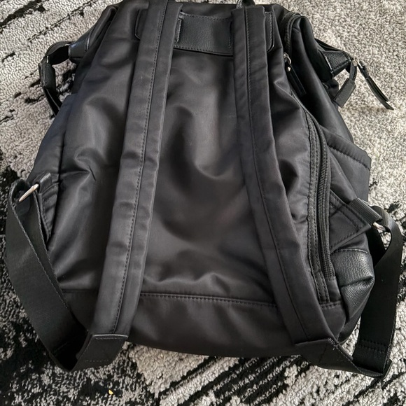 Tutilo Backpack - Picture 3 of 6